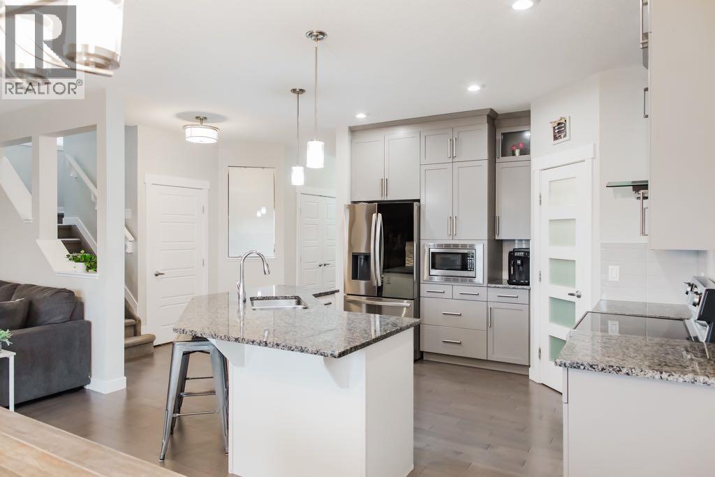 8877 85A Avenue - 13