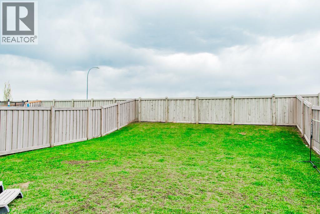 8877 85A Avenue - 47