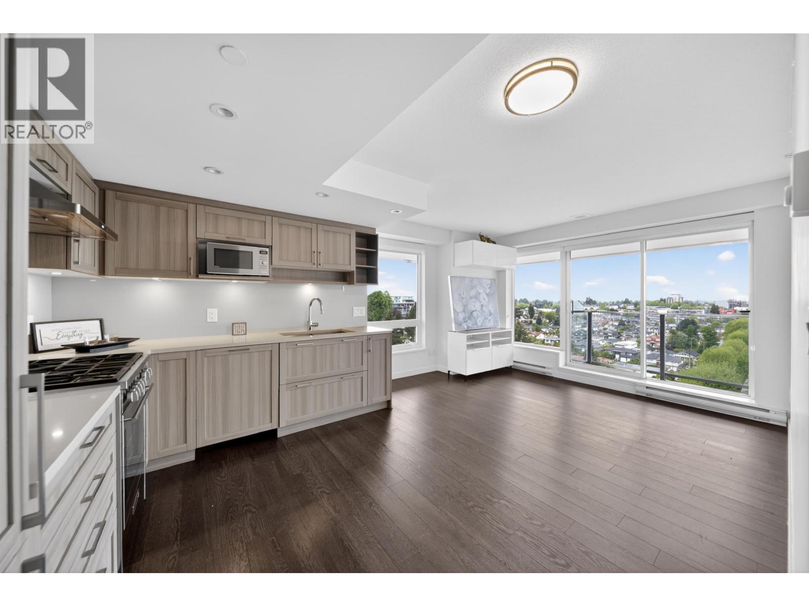 1502 5470 ORMIDALE Street - main photo
