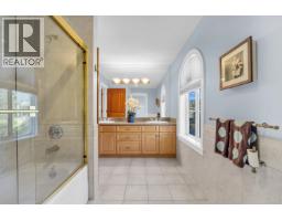 242 Turtlehead Road, Belcarra, BC V3H4P2 Photo 32