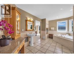 242 Turtlehead Road, Belcarra, BC V3H4P2 Photo 30