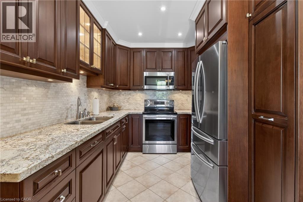 1347 BROOKSTAR Drive, Oakville, Ontario, L6M3W1 — Photo 7