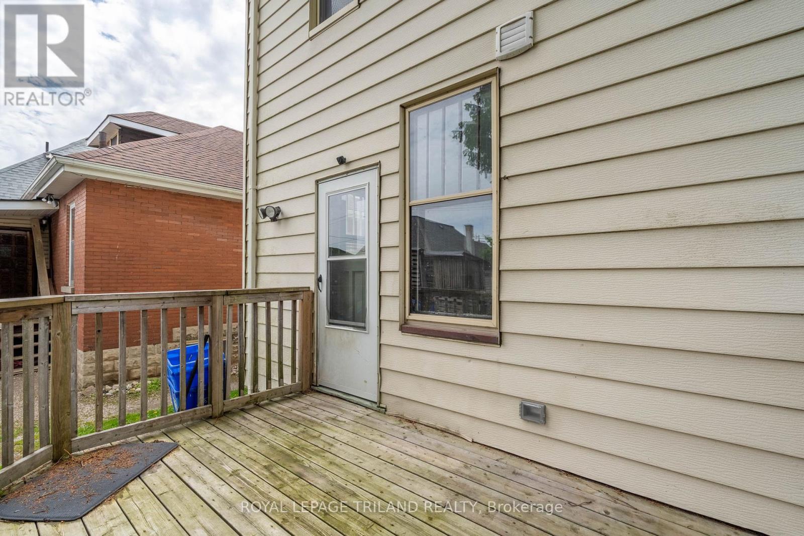 72 WALNUT STREET - 39