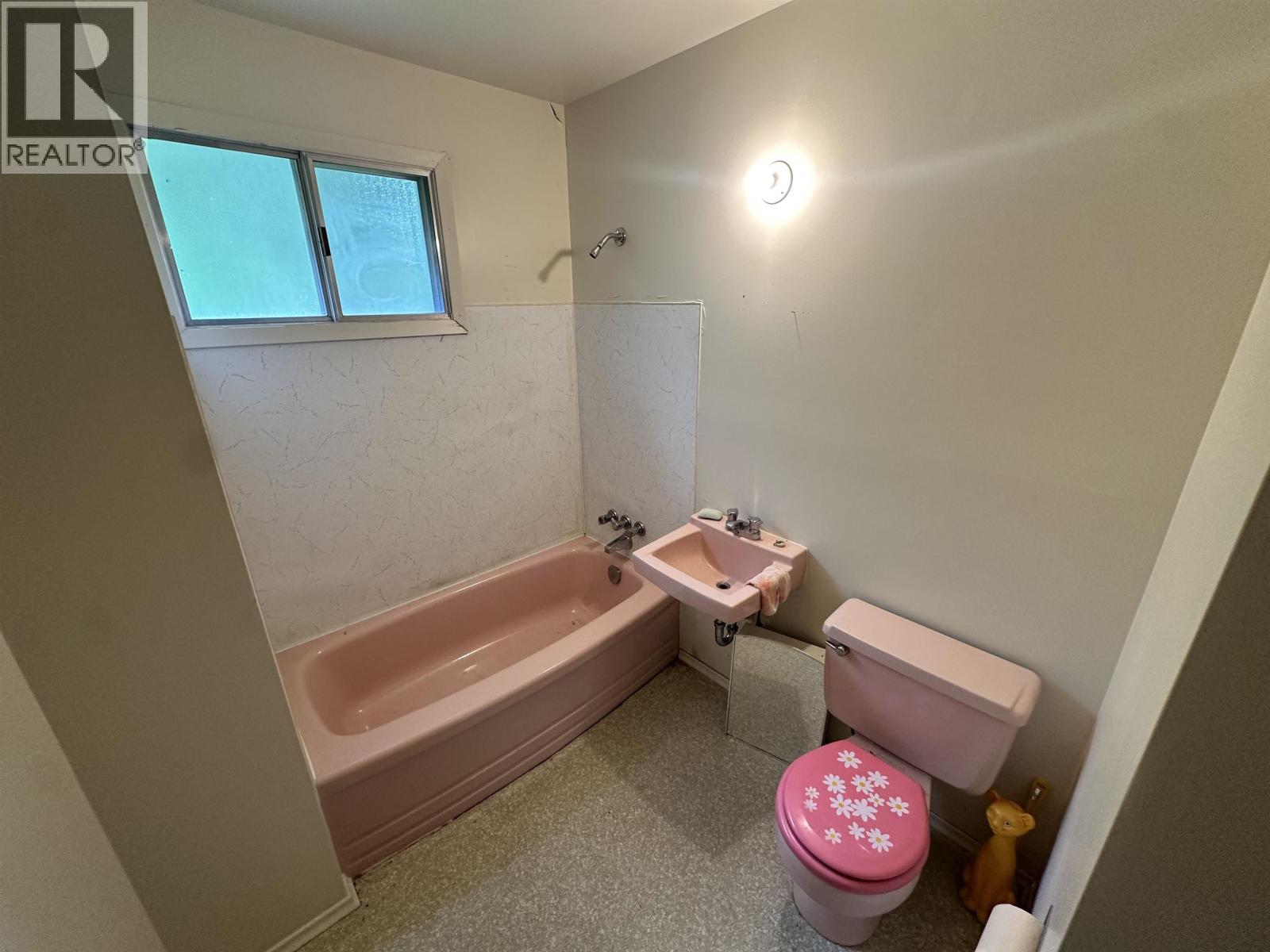 627 A ROAD - 32