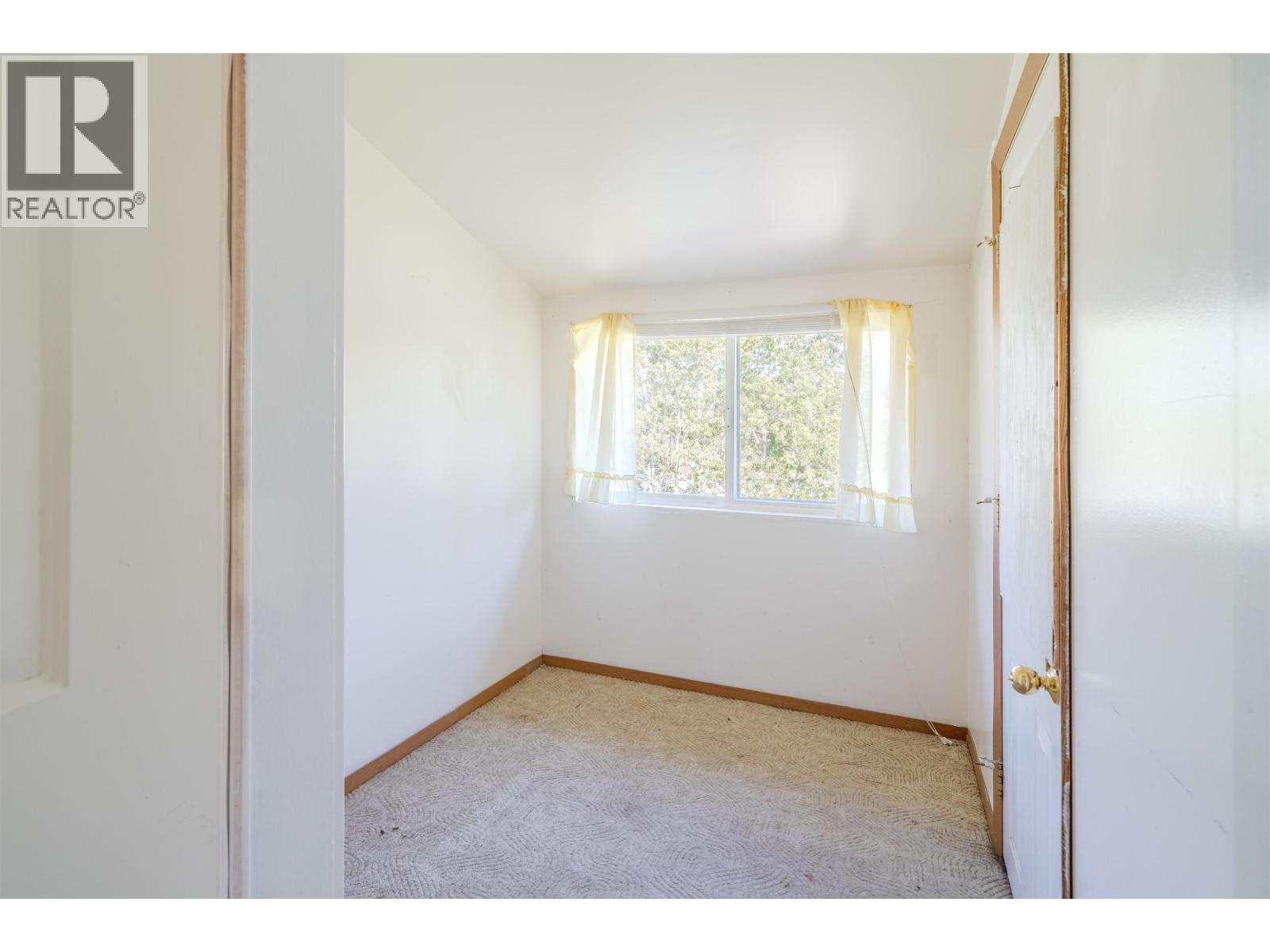 125-145 DOGWOOD AVENUE - 14