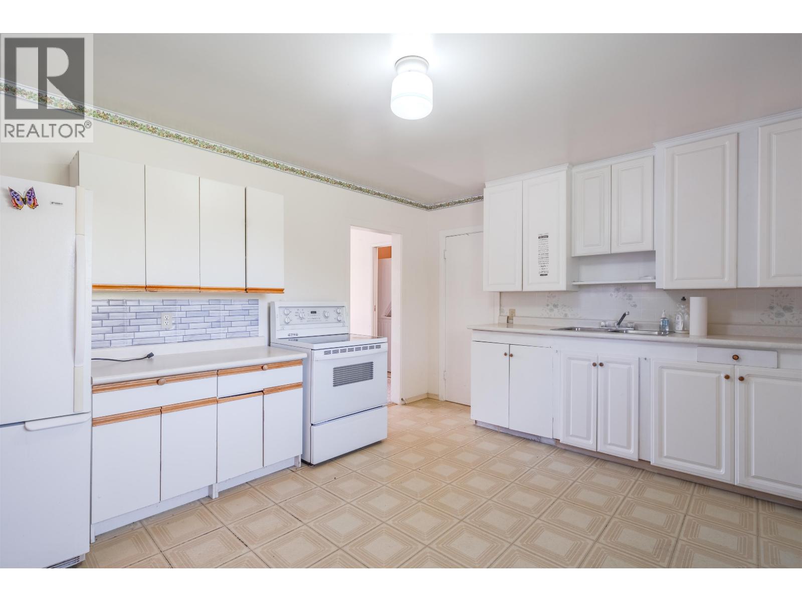 125-145 DOGWOOD AVENUE - 8