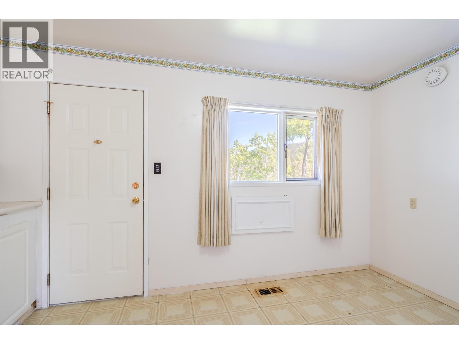 125-145 DOGWOOD AVENUE - 9