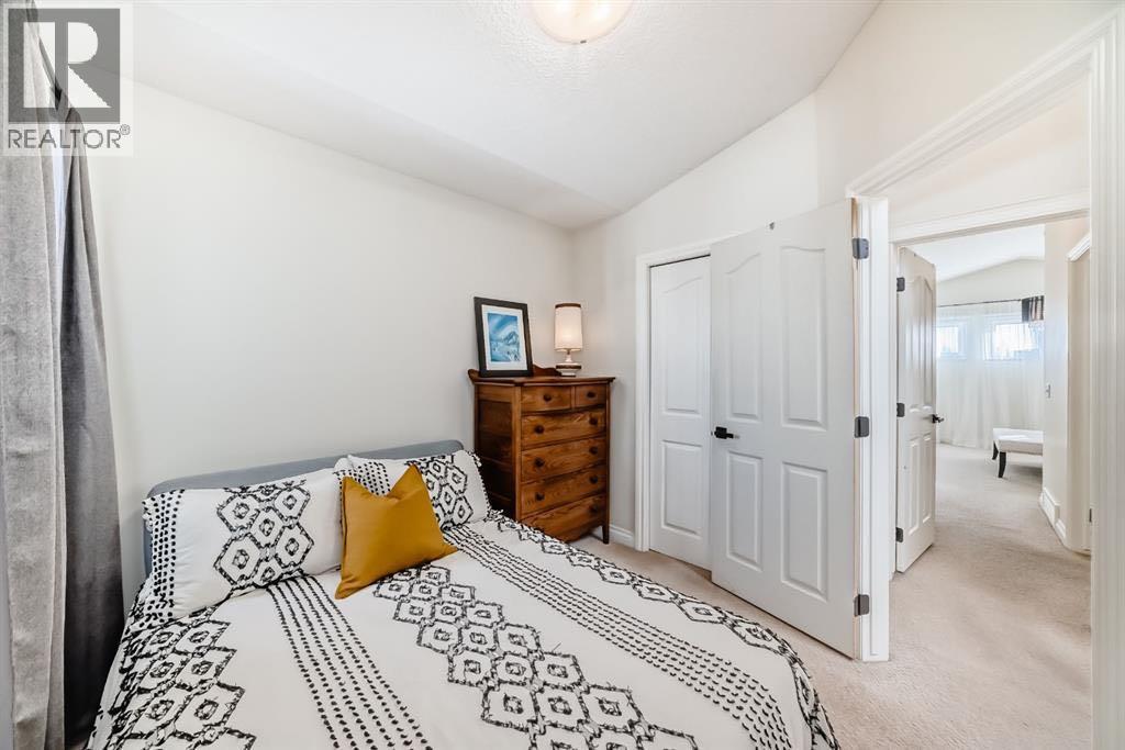 1436 41 Street SW - 27