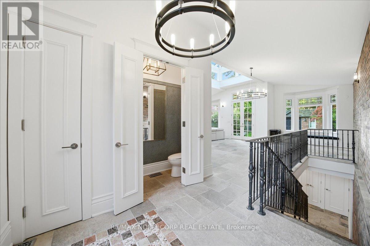 38 GLENROSE AVENUE - 19