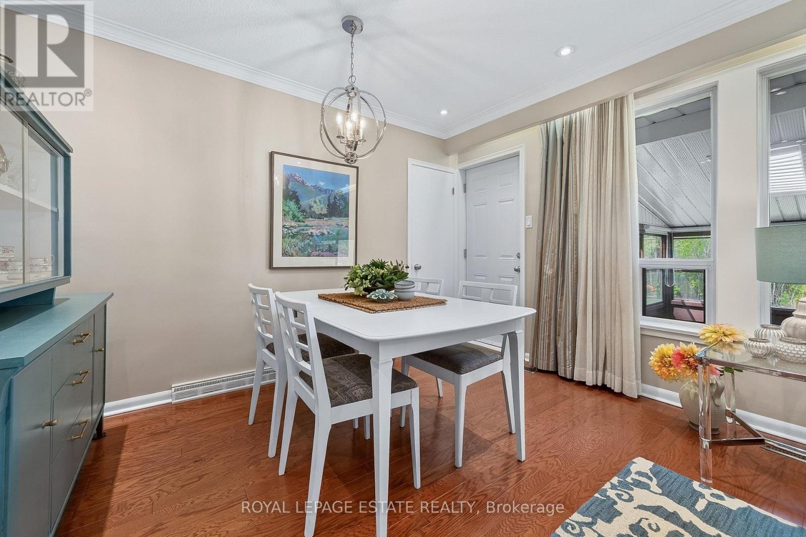 8 WALLBRIDGE COURT - 14
