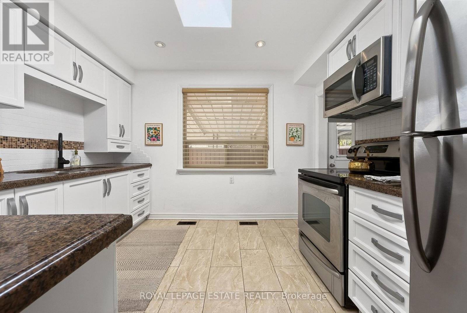8 WALLBRIDGE COURT - 18