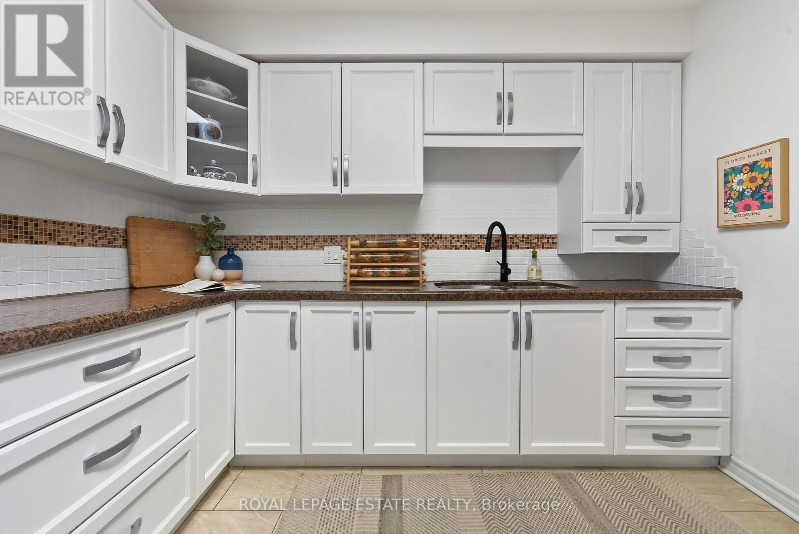 8 WALLBRIDGE COURT - 20