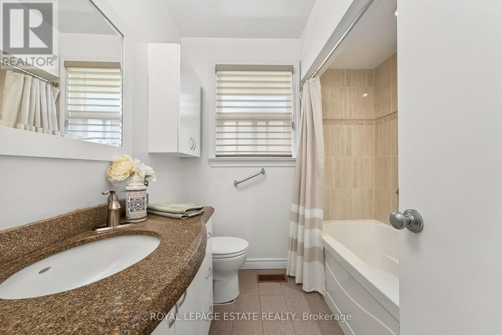 8 WALLBRIDGE COURT - 25