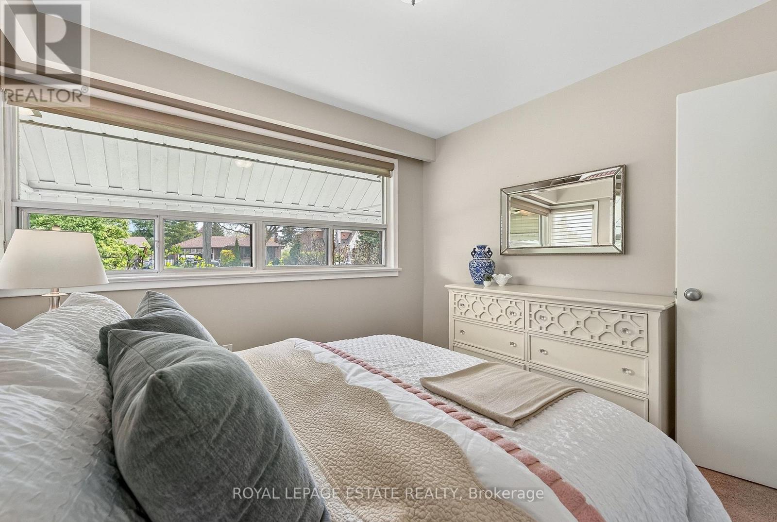 8 WALLBRIDGE COURT - 28