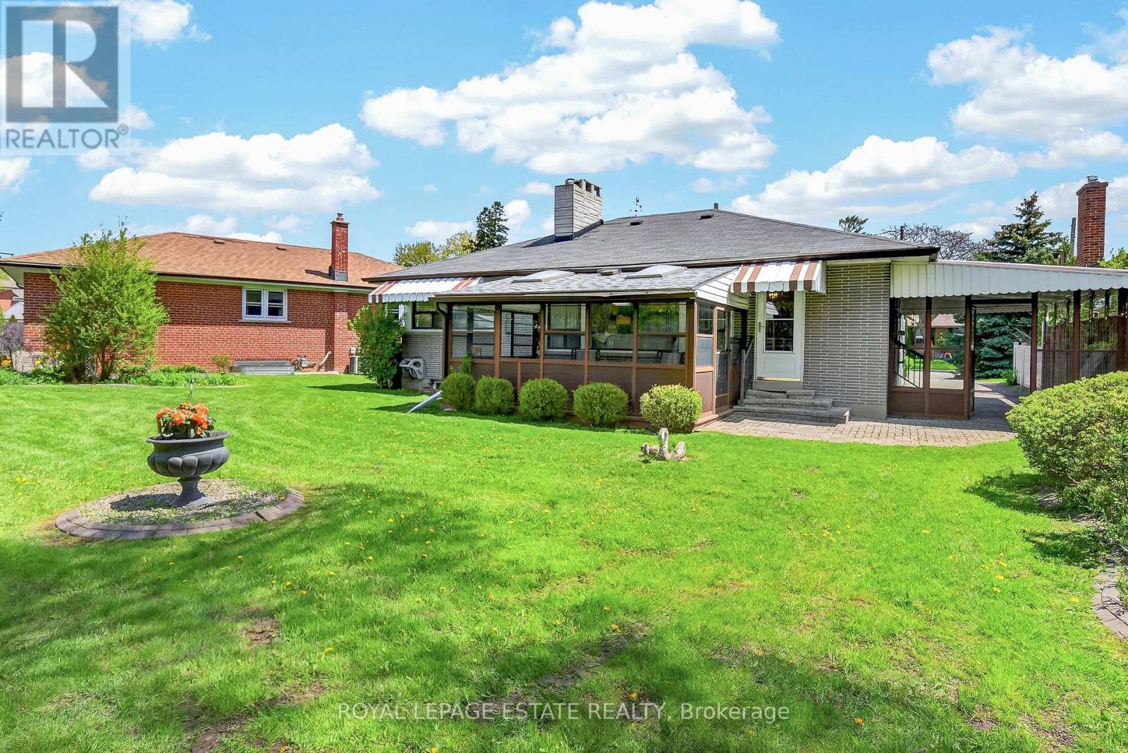 8 WALLBRIDGE COURT - 43