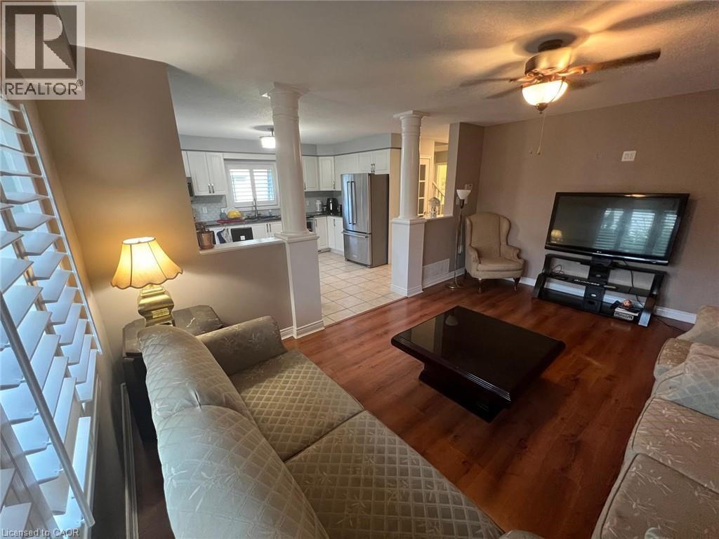 831 QUEENSDALE Avenue E, Hamilton, Ontario, L8V1M7 — Photo 12