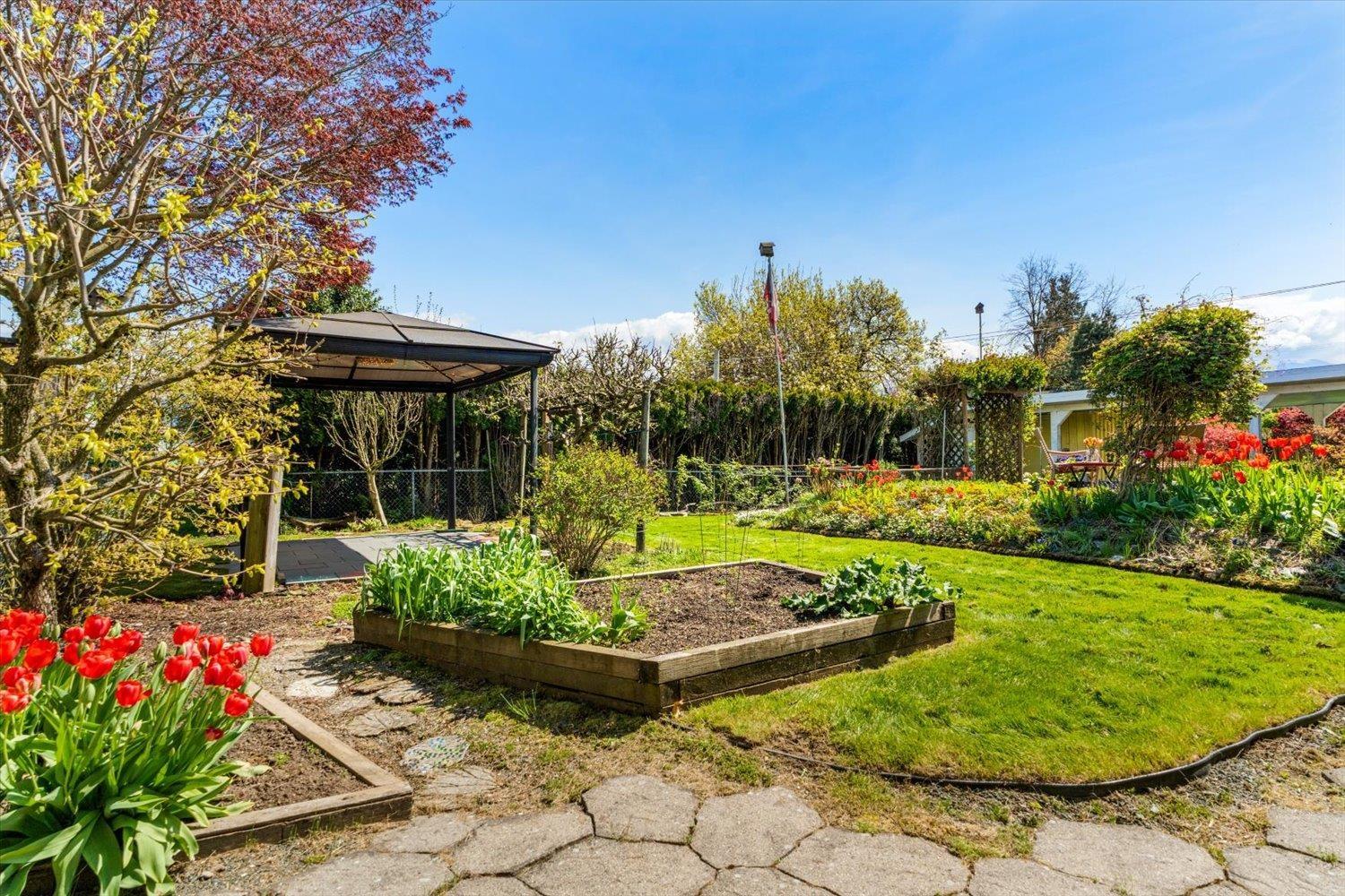 9726 JUNIPER Street - main photo