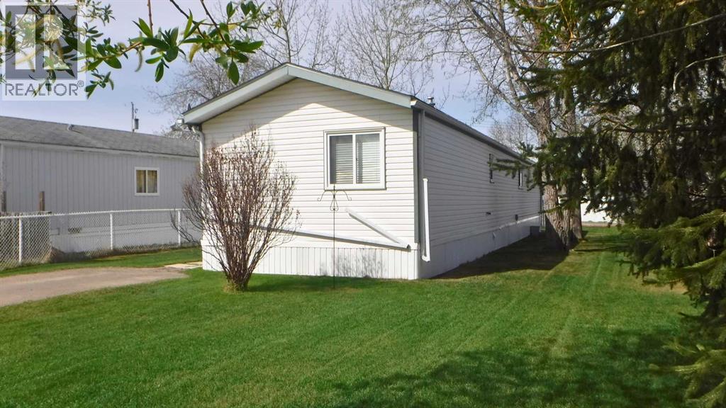 5012 53 Street - photo 4