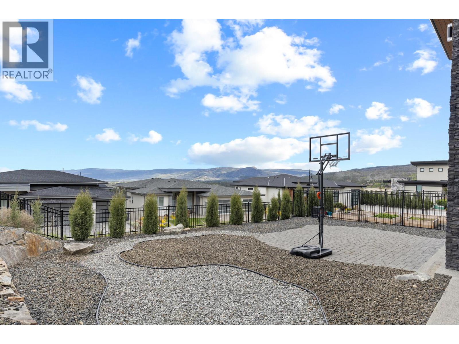  1088 Clarance Avenue, Kelowna