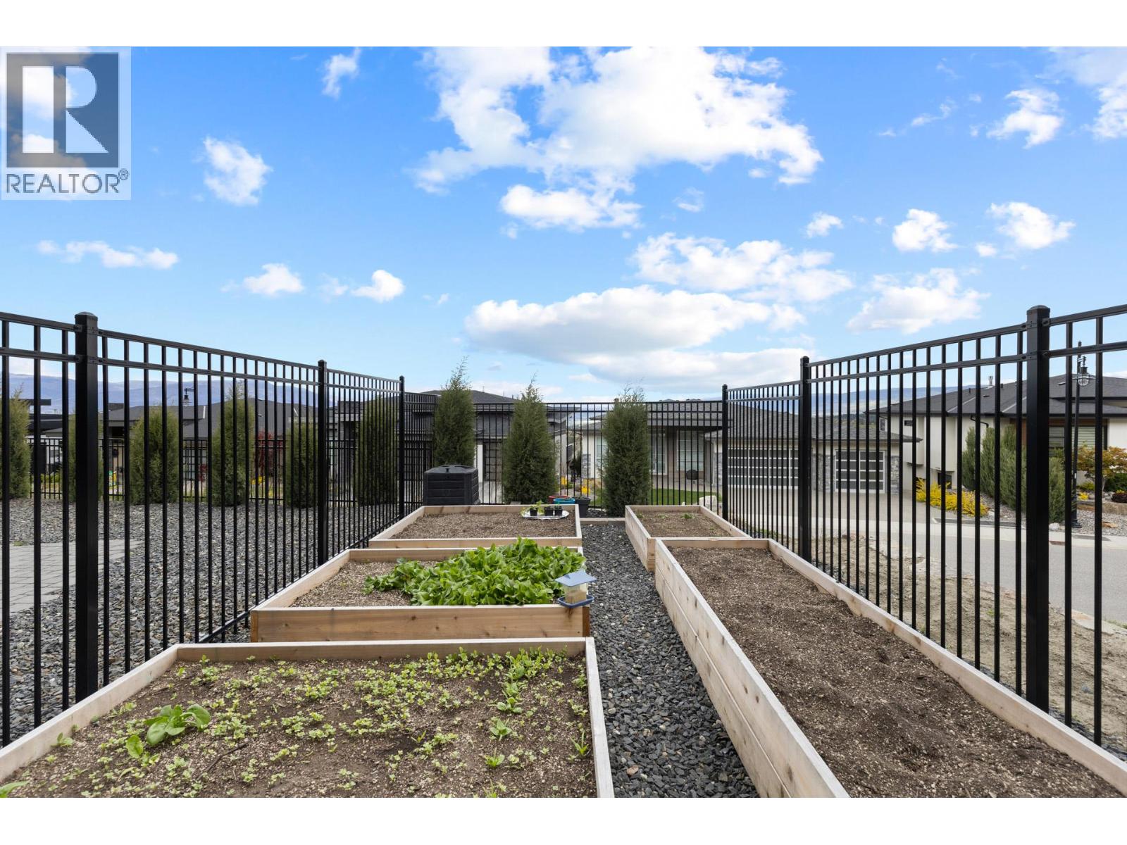  1088 Clarance Avenue, Kelowna