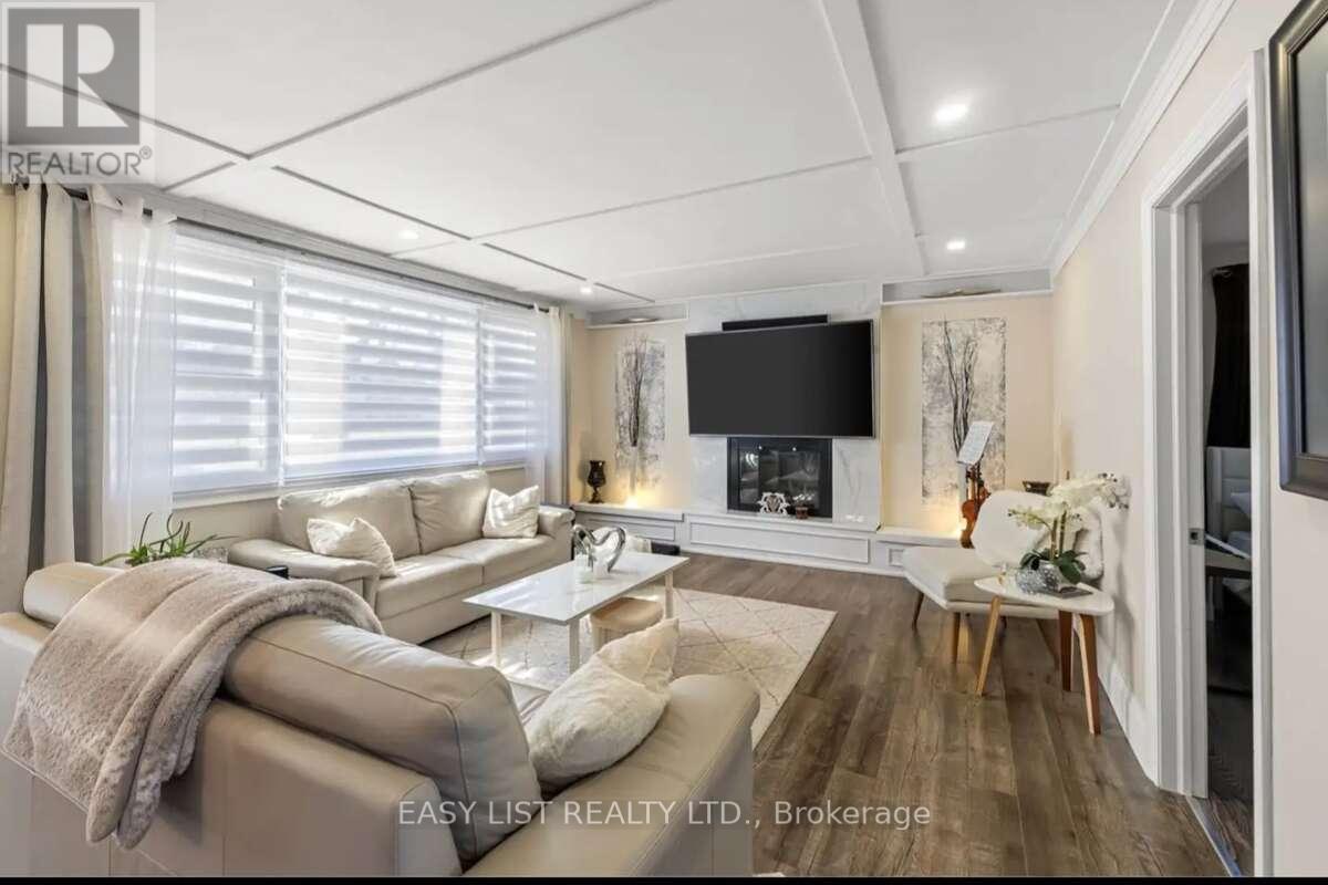 112 CLOVELLY ROAD - 3