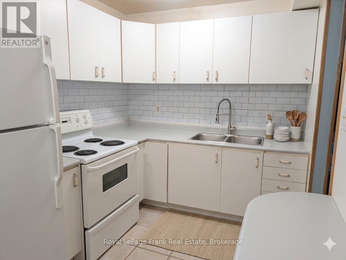 #26 101 DOVEDALE DRIVE - Image 3