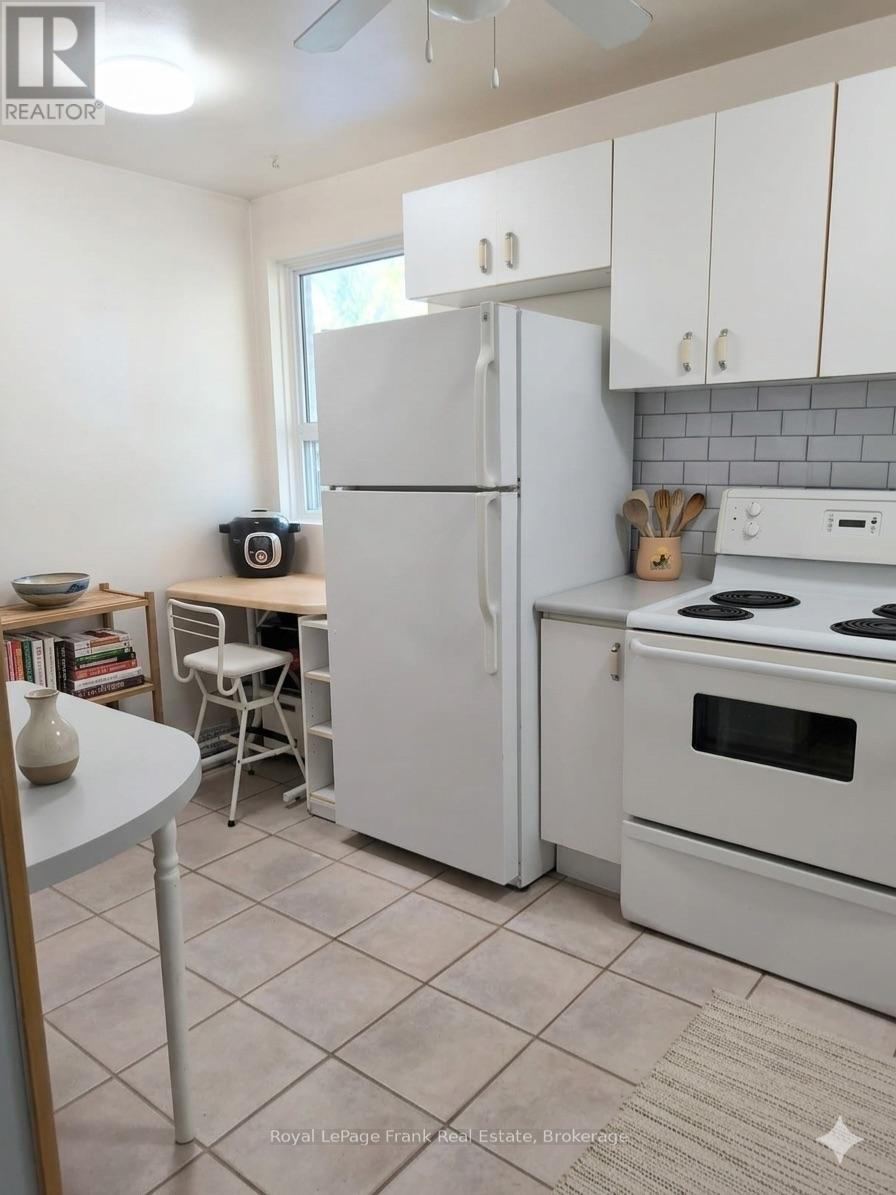 #26 101 DOVEDALE DRIVE - 4