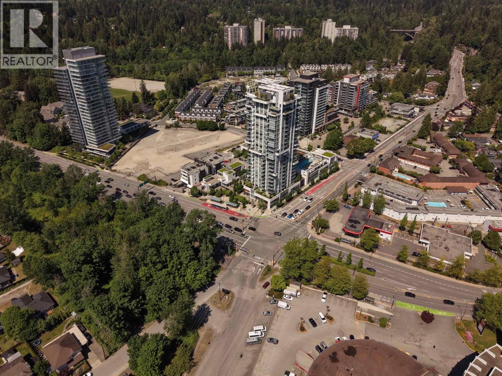1611 CAPILANO ROAD — photo 3