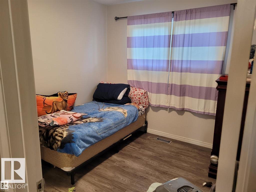 11616 152 AV NW - 13
