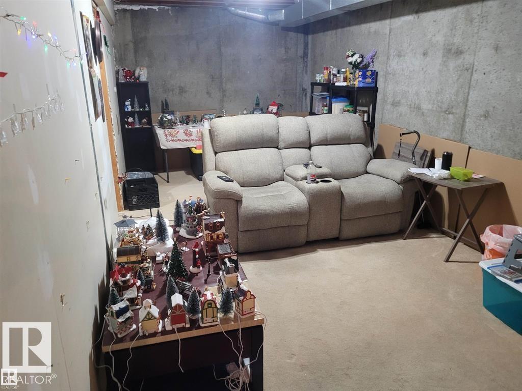 11616 152 AV NW - 15