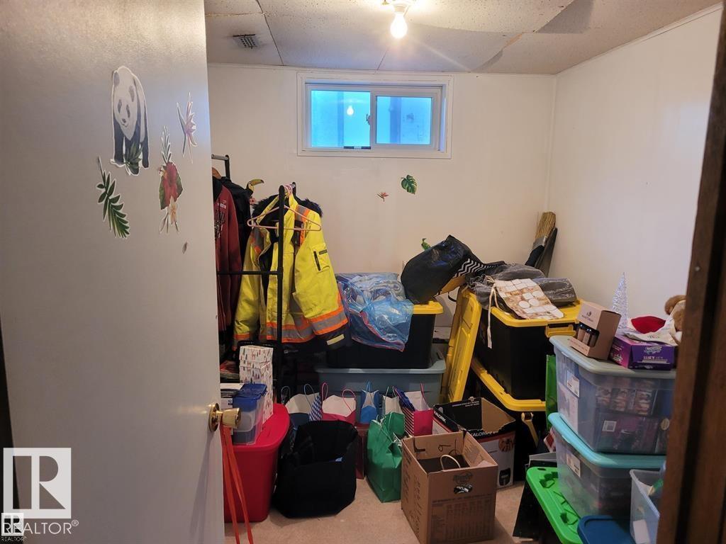 11616 152 AV NW - 19