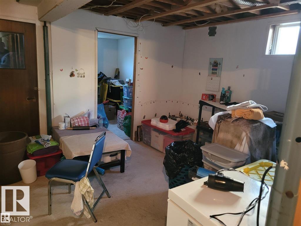 11616 152 AV NW - 20