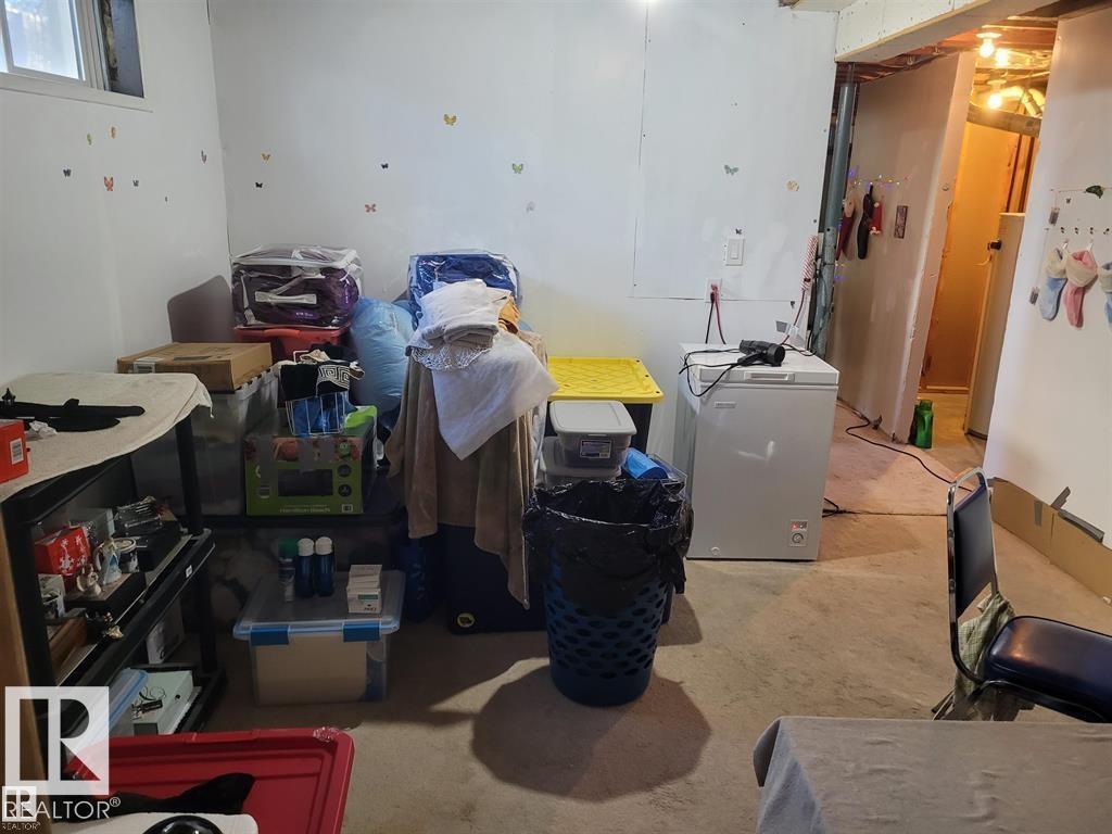11616 152 AV NW - 21