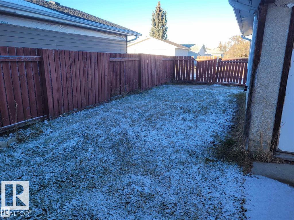 11616 152 AV NW - 24
