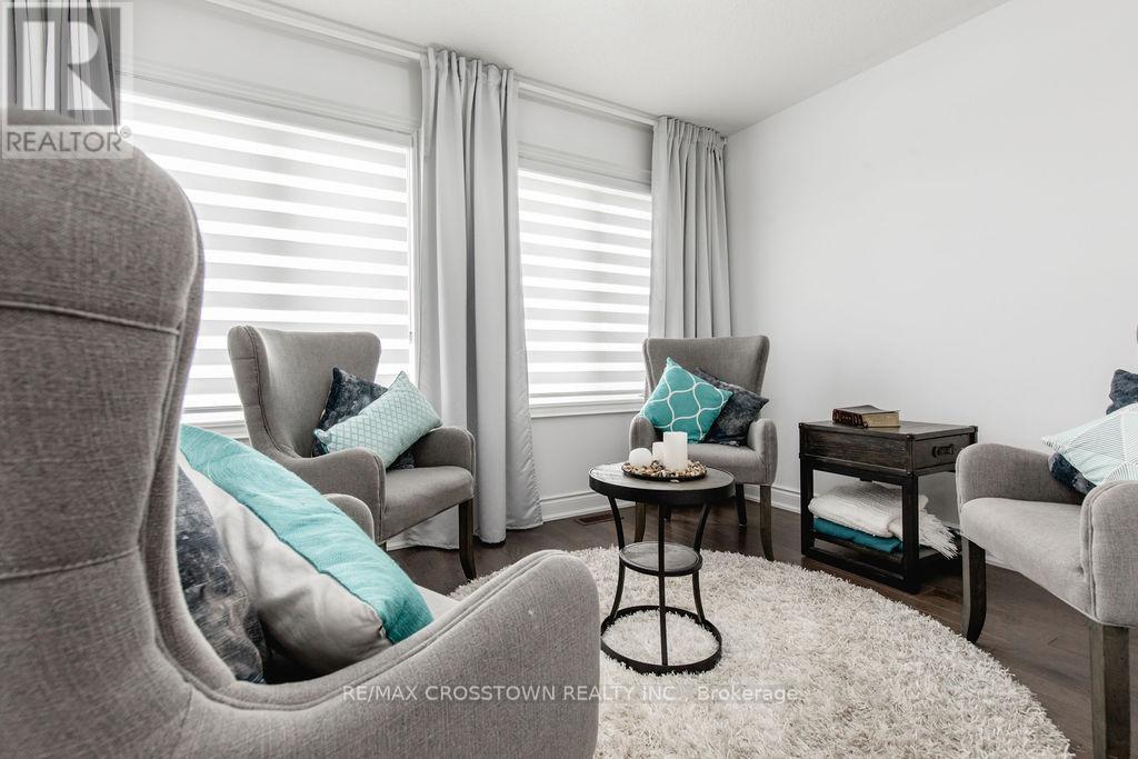 11 MIDDLETON DRIVE - 22