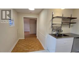 Upper - 279 Cornelius Parkway, Toronto, ON M3K1T6 Photo 15