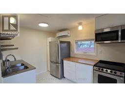 Upper - 279 Cornelius Parkway, Toronto, ON M3K1T6 Photo 9