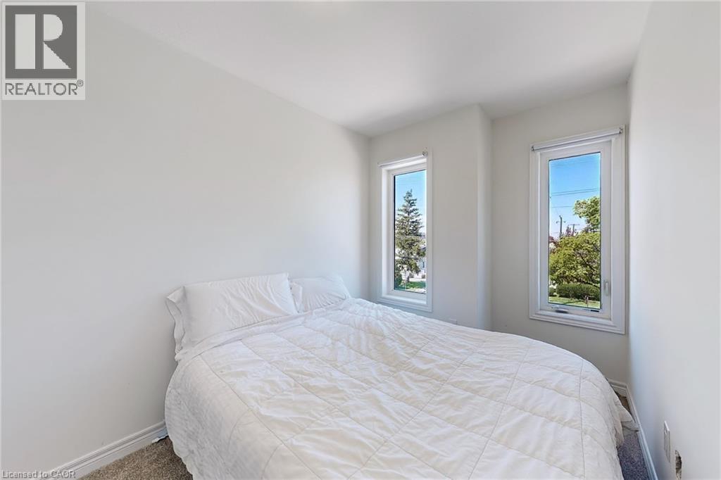 2 REID Avenue N, Hamilton, Ontario, L8H0B5 — Photo 14