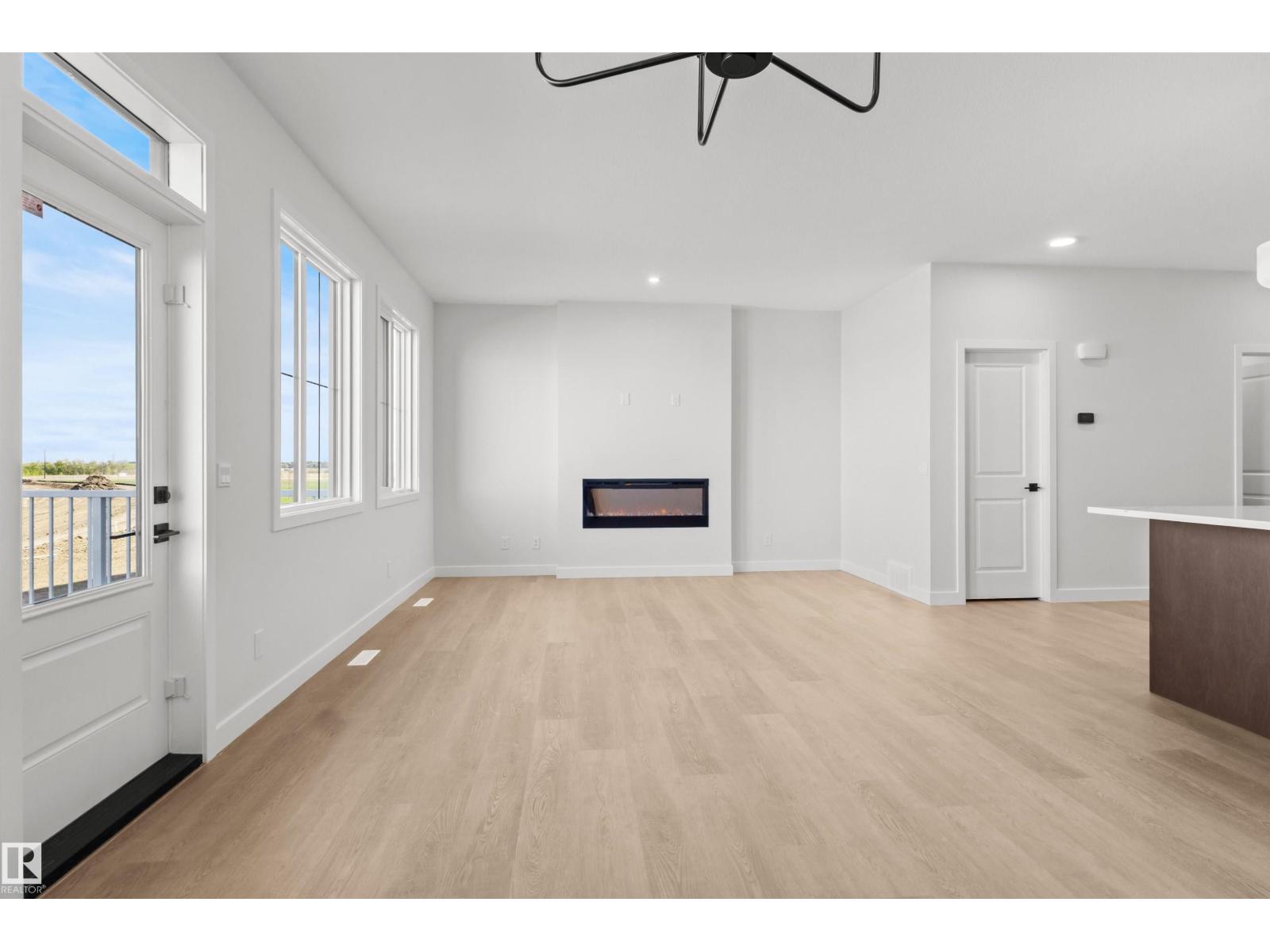 3408 126 ST SW - 11