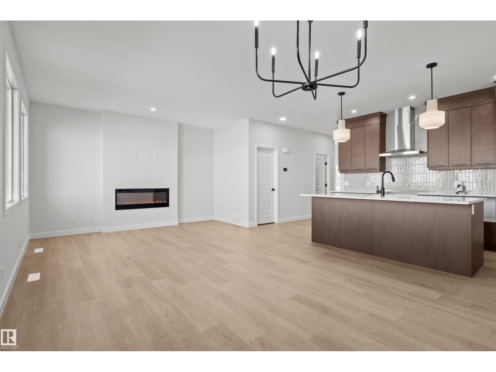 3408 126 ST SW - 9