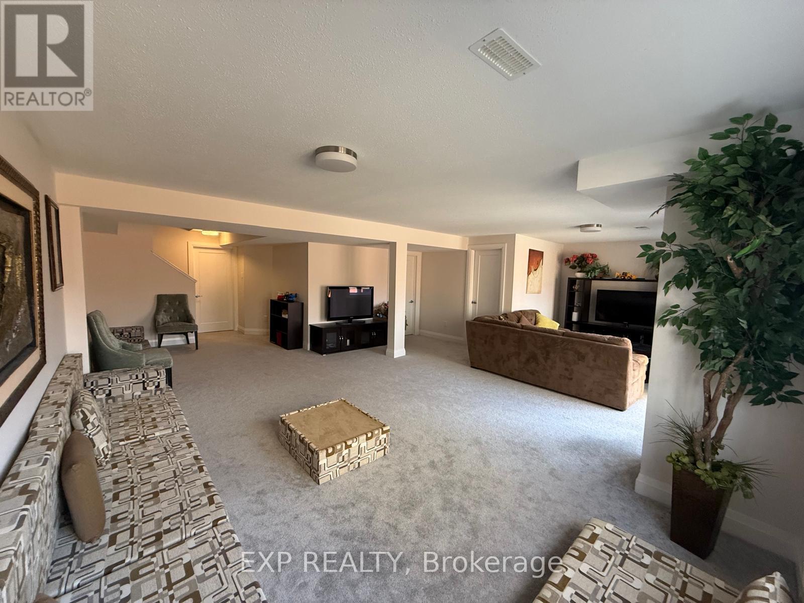 138 RYLAND STREET E - 20