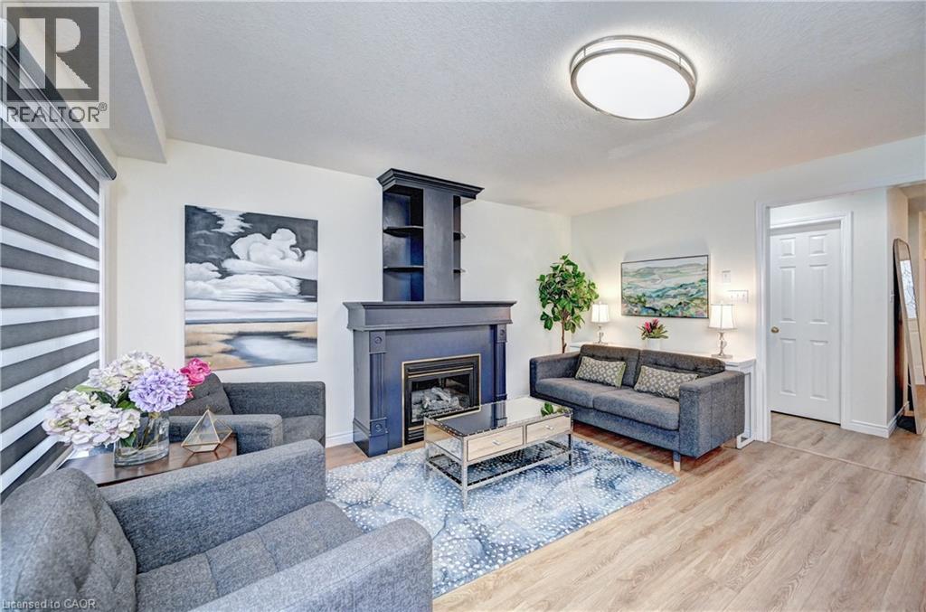 519 YORKSHIRE Drive - 9