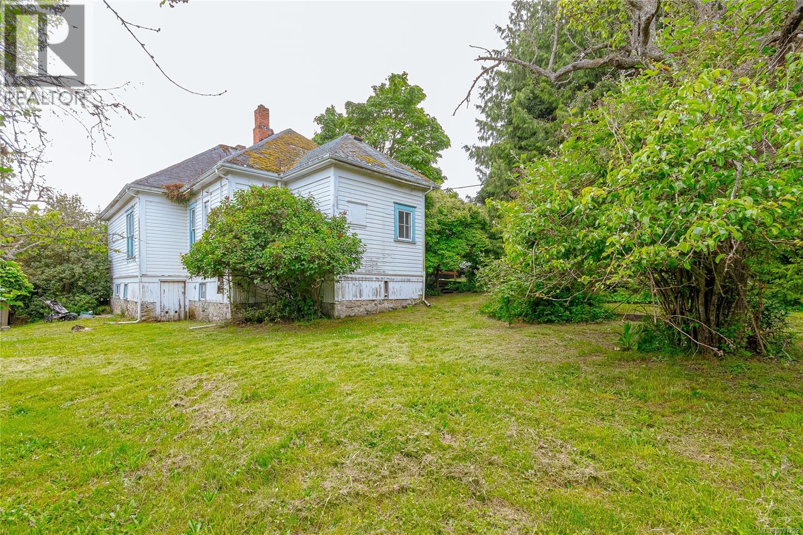 225 Skinner St SE - 4