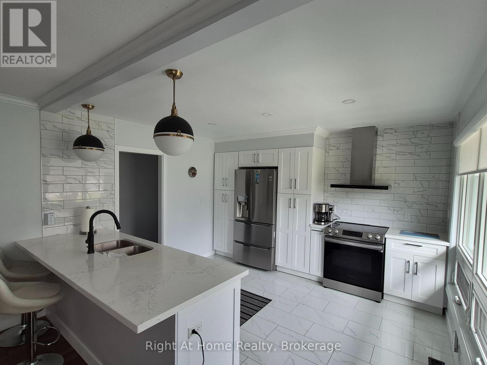 15414 NIAGARA PARKWAY - 19