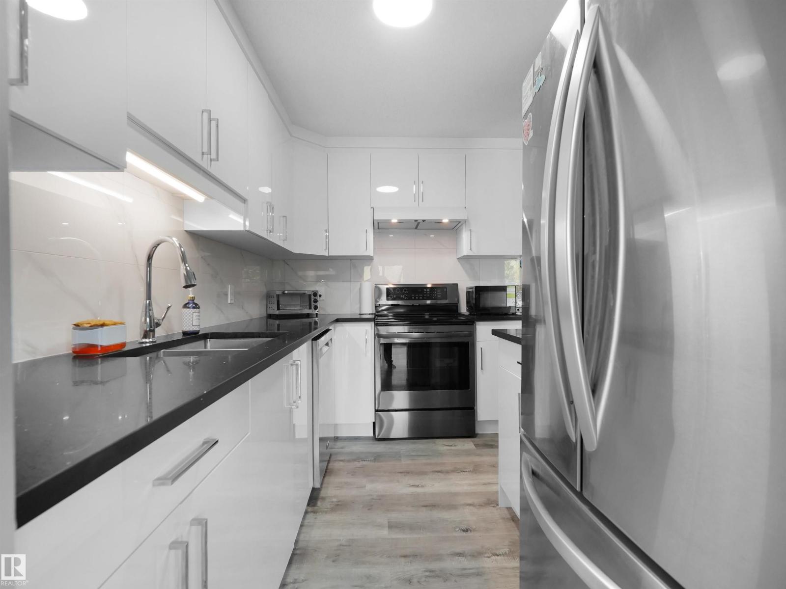 #25 501 YOUVILLE DR E NW - 14