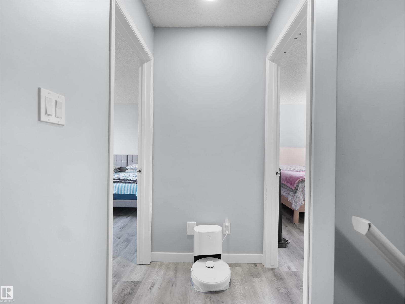 #25 501 YOUVILLE DR E NW - 16