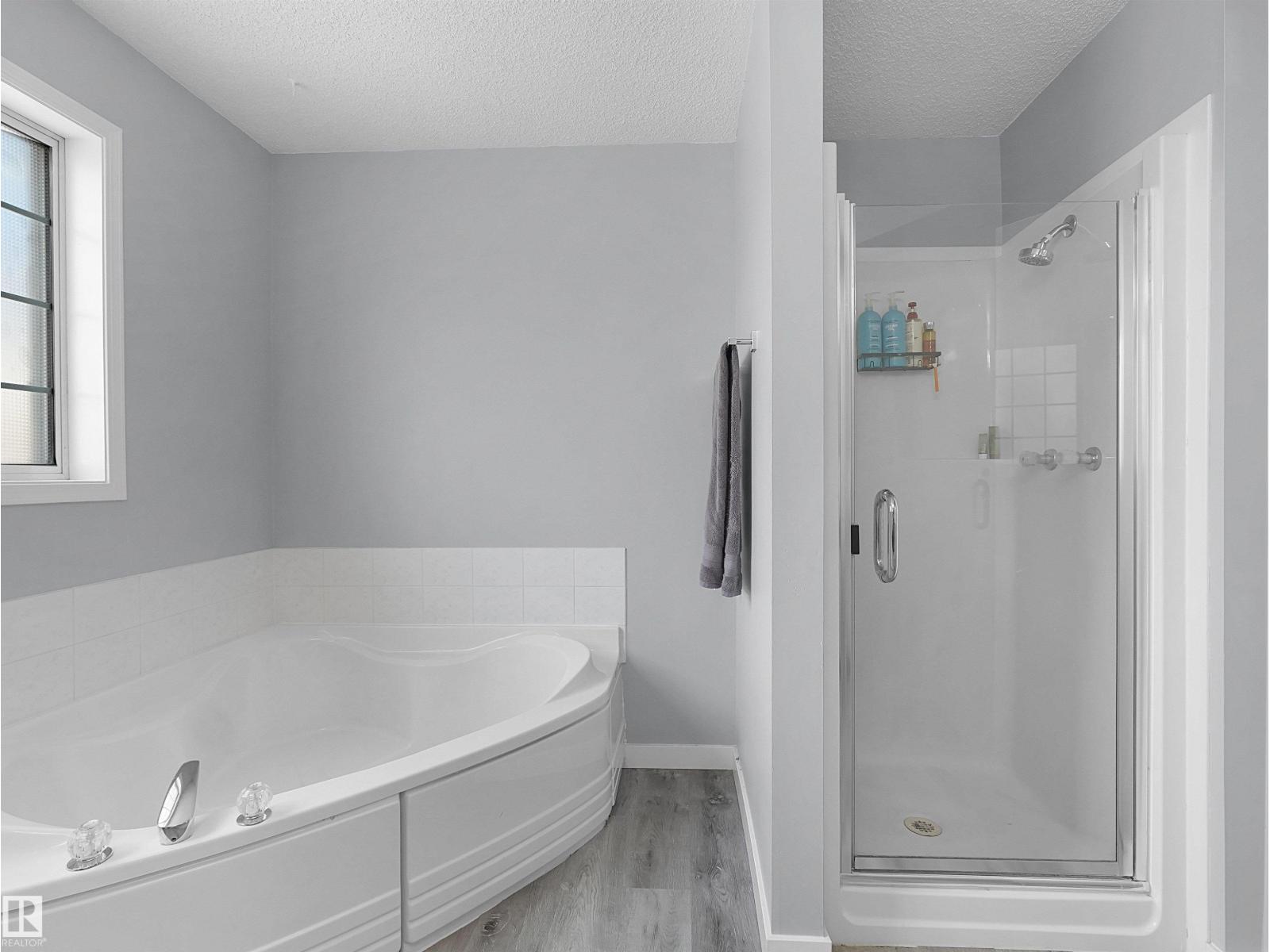 #25 501 YOUVILLE DR E NW - 27