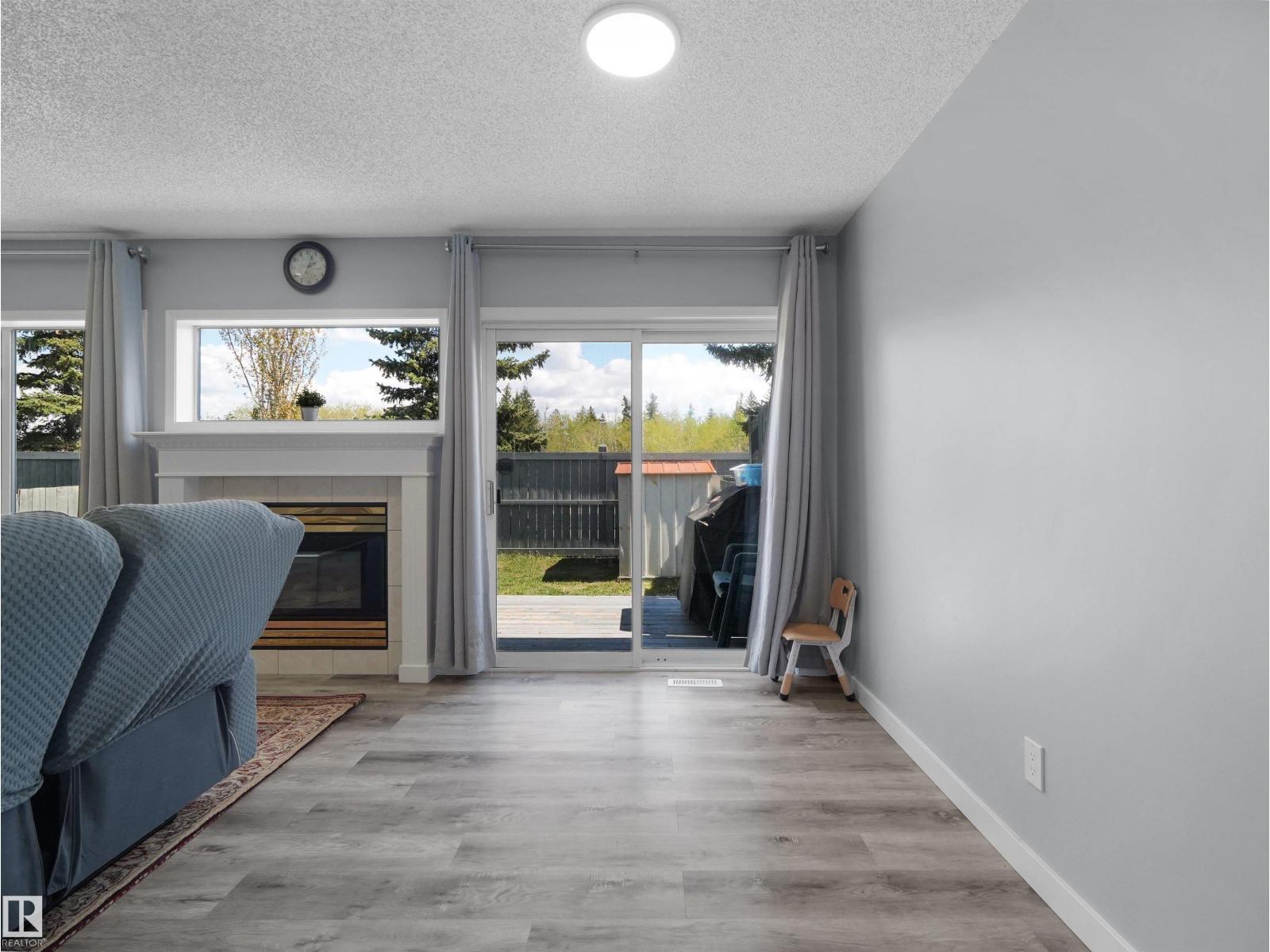 #25 501 YOUVILLE DR E NW - 9