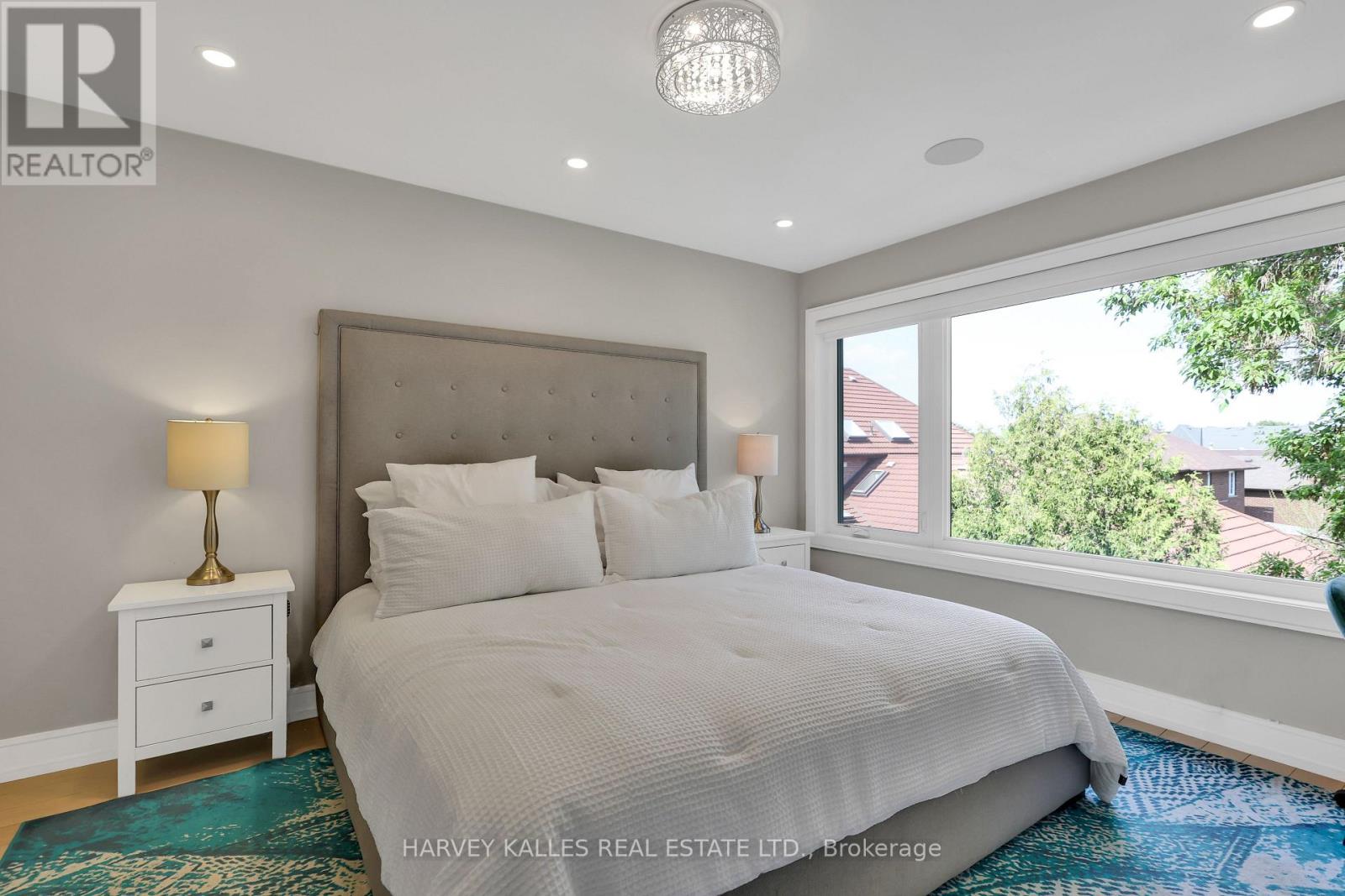 35 WILMINGTON AVENUE - 21