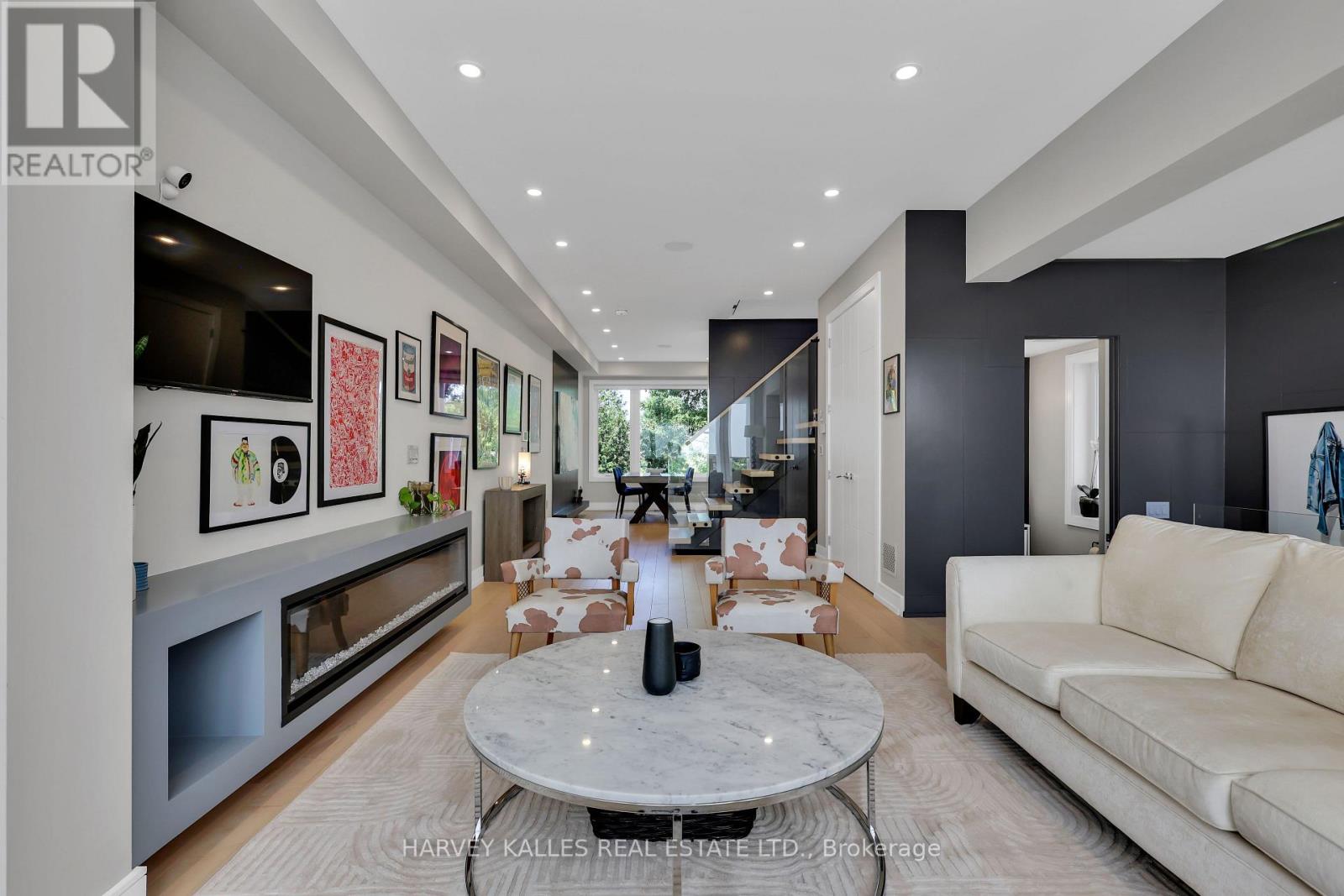 35 WILMINGTON AVENUE - 6